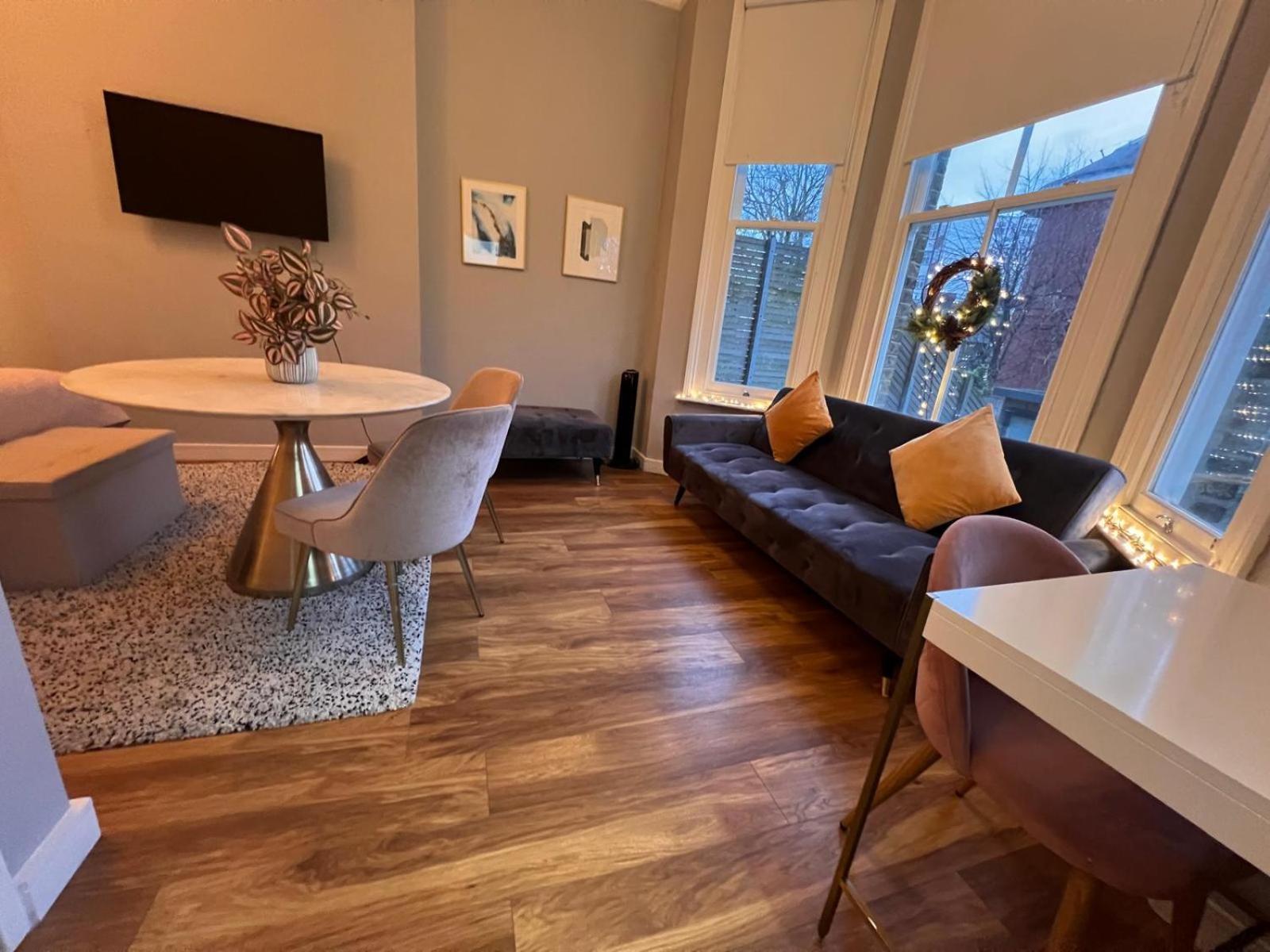 Stylish Studio For 3 Near Regents Park N4 ロンドン エクステリア 写真